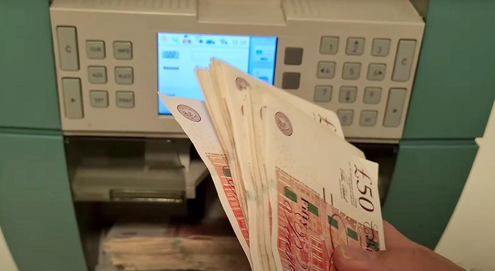 GBP/JPY陷入196关口拉锯战，日英央行决议与英国通胀数据成关键突破触发器(图1)